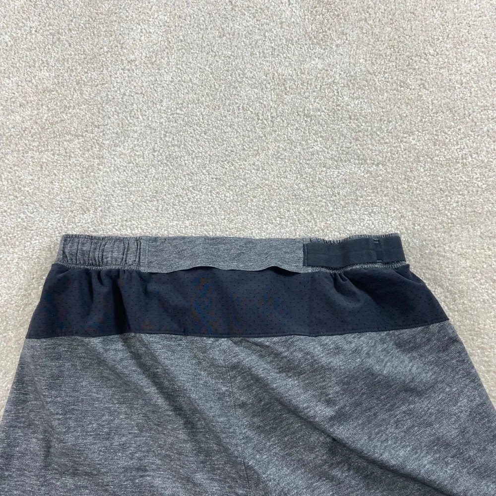 Lululemon Athletic Shorts Mens M Grey 6 Inch Inseam Lined Surge Workout Running